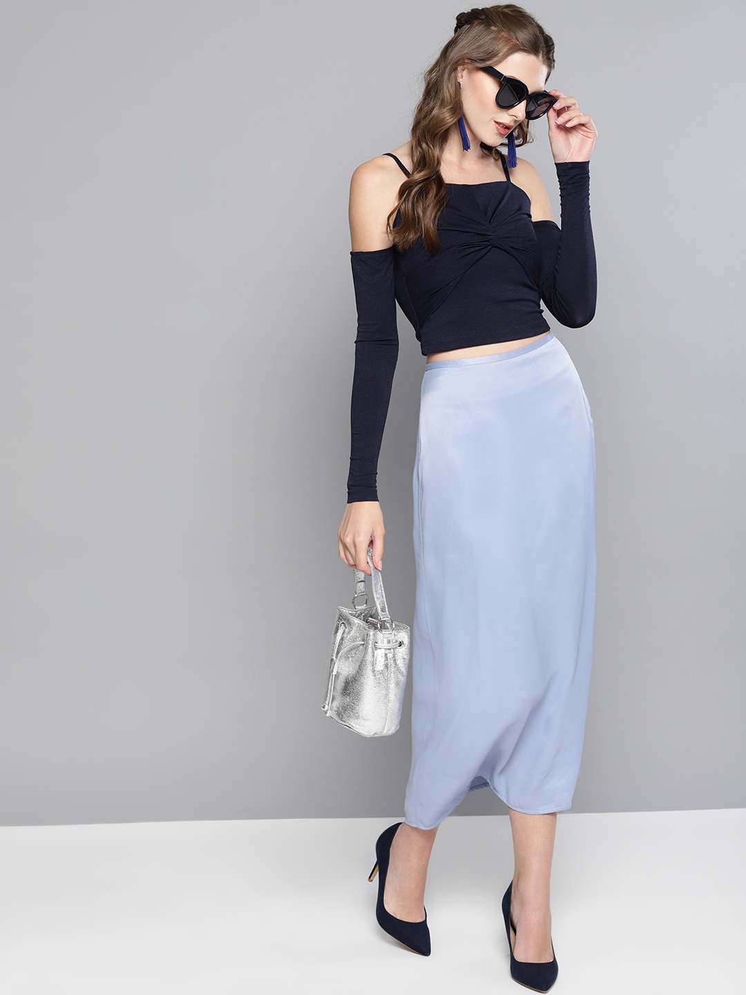 

Veni Vidi Vici Women Navy Blue Solid Bardot Top