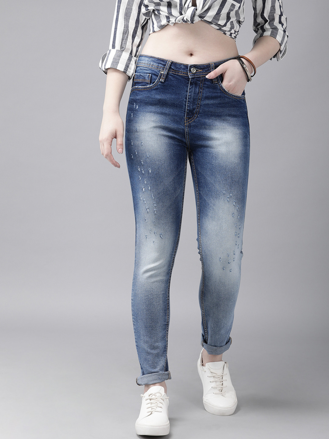 

The Roadster Lifestyle Co Women Blue Skinny Fit Mid-Rise Low Distress Stretchable Jeans