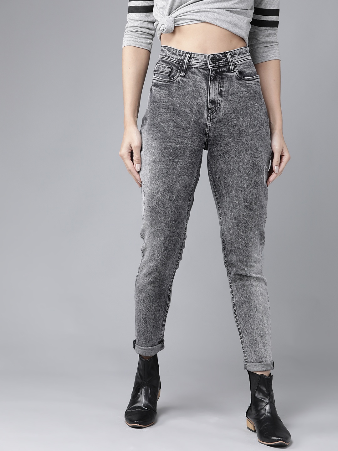 

The Roadster Lifestyle Co Women Charcoal Grey Skinny Fit High-Rise Clean Look Stretchable Jeans