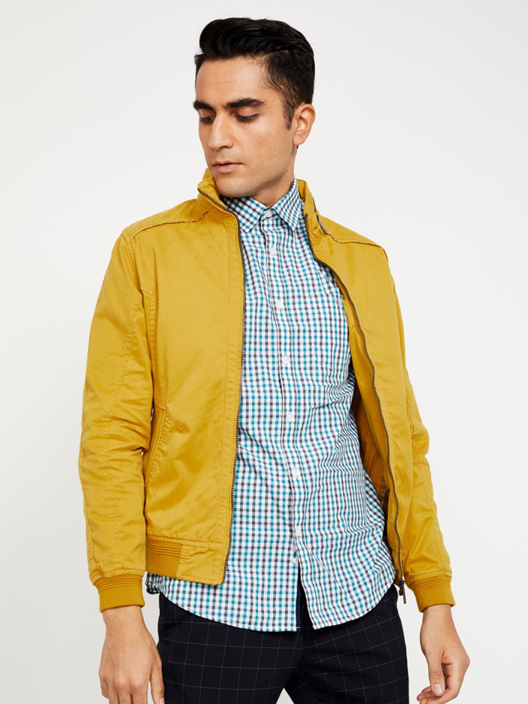 

Bossini Men Yellow Solid Jacket