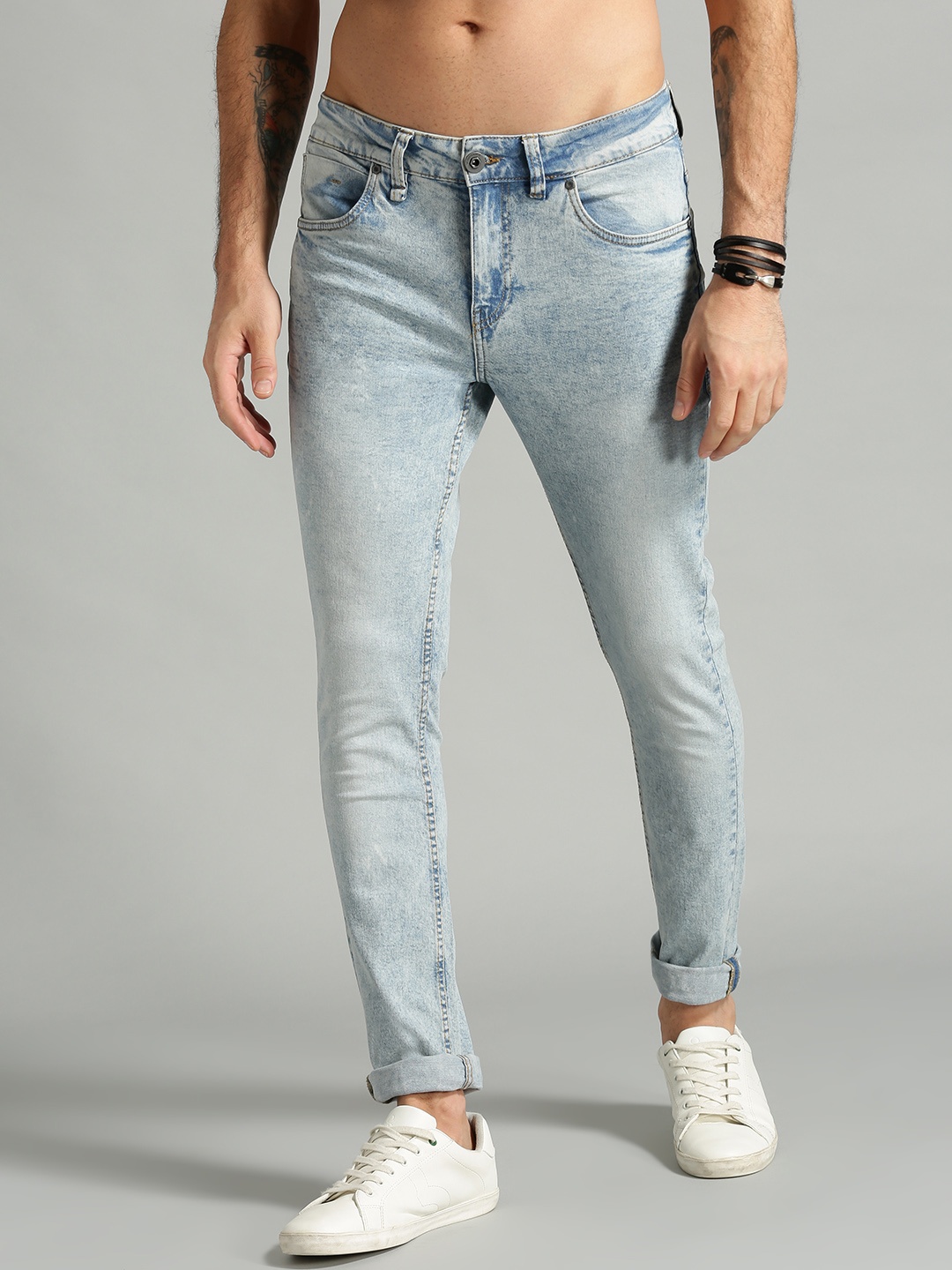 

The Roadster Lifestyle Co Men Blue Skinny Fit Mid-Rise Clean Look Stretchable Jeans