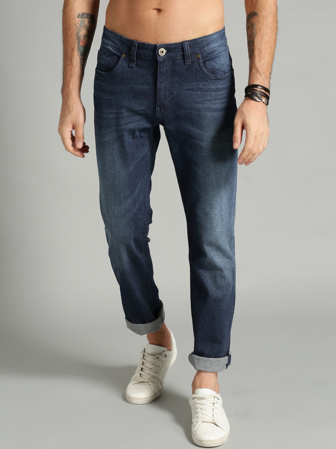 

The Roadster Lifestyle Co Men Navy Blue Regular Fit Mid-Rise Clean Look Stretchable Jeans