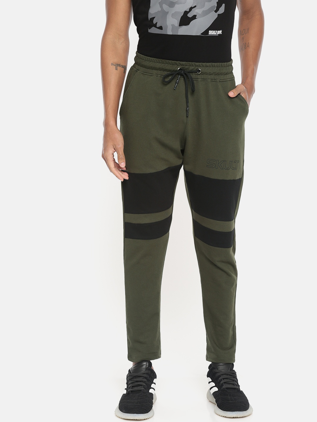 

Skult By Shahid Kapoor Men Olive Green Colourblock Straight-Fit Knitted Track Pants