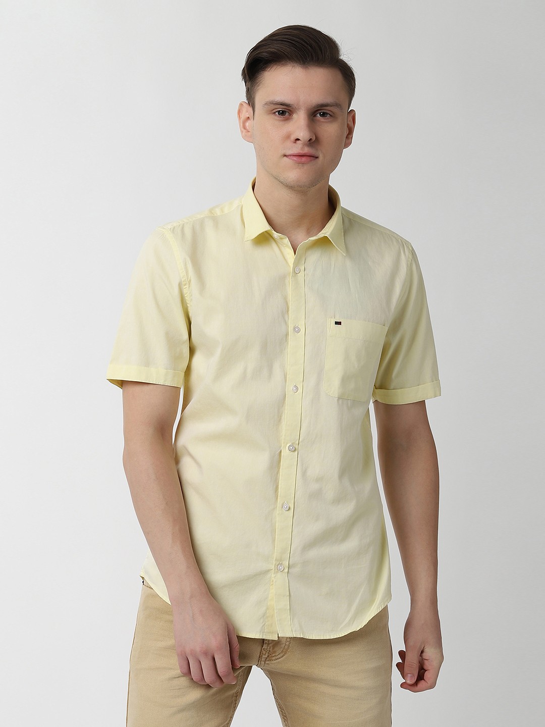 

Peter England Men Yellow Slim Fit Solid Casual Shirt
