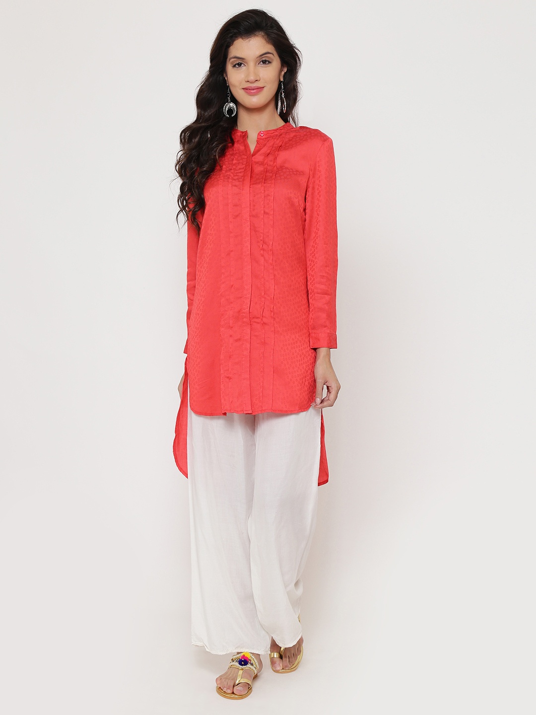 

Be Indi Women Red Woven Design Straight Kurta