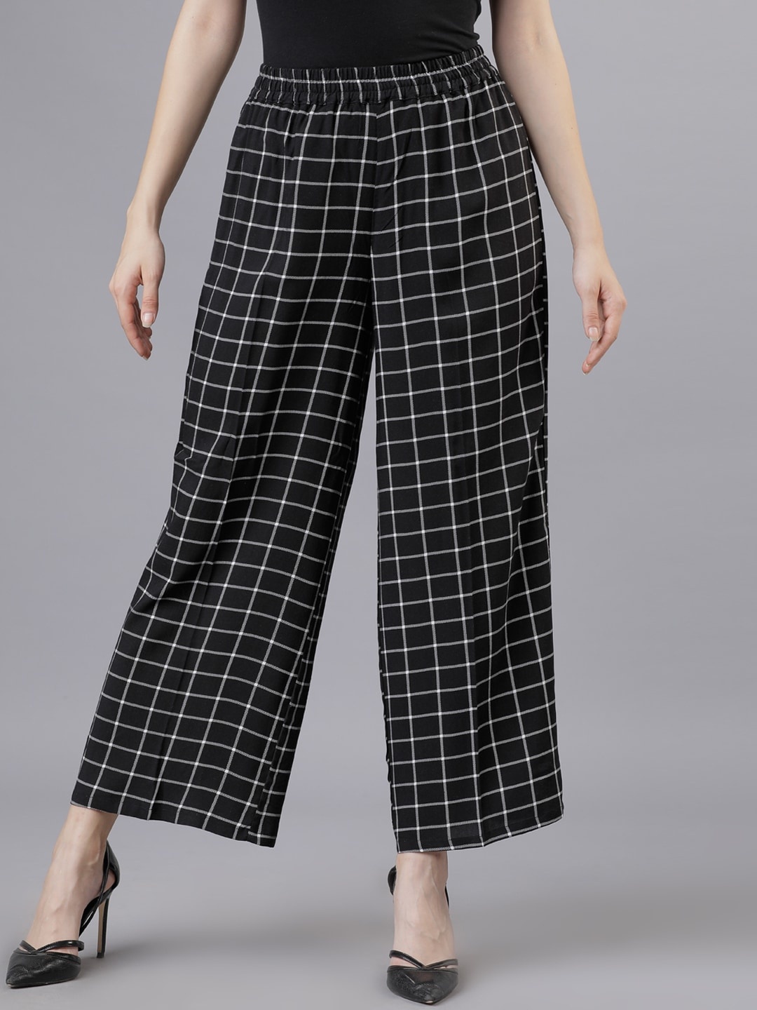 

Vishudh Women Black Checked Straight Palazzos