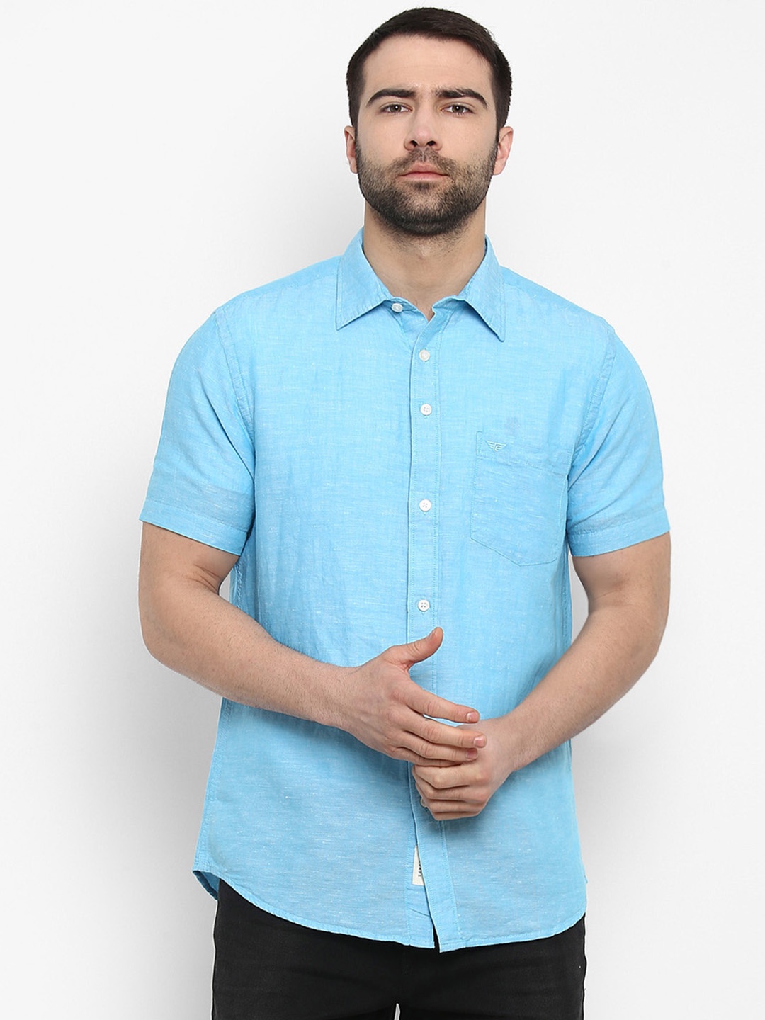 

Red Tape Men Blue Regular Fit Solid Casual Shirt