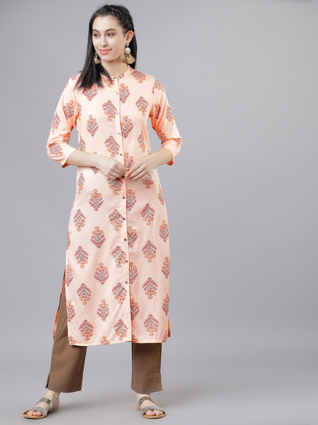 

Vishudh Women Peach-Coloured & Gold-Toned Printed Straight Kurta