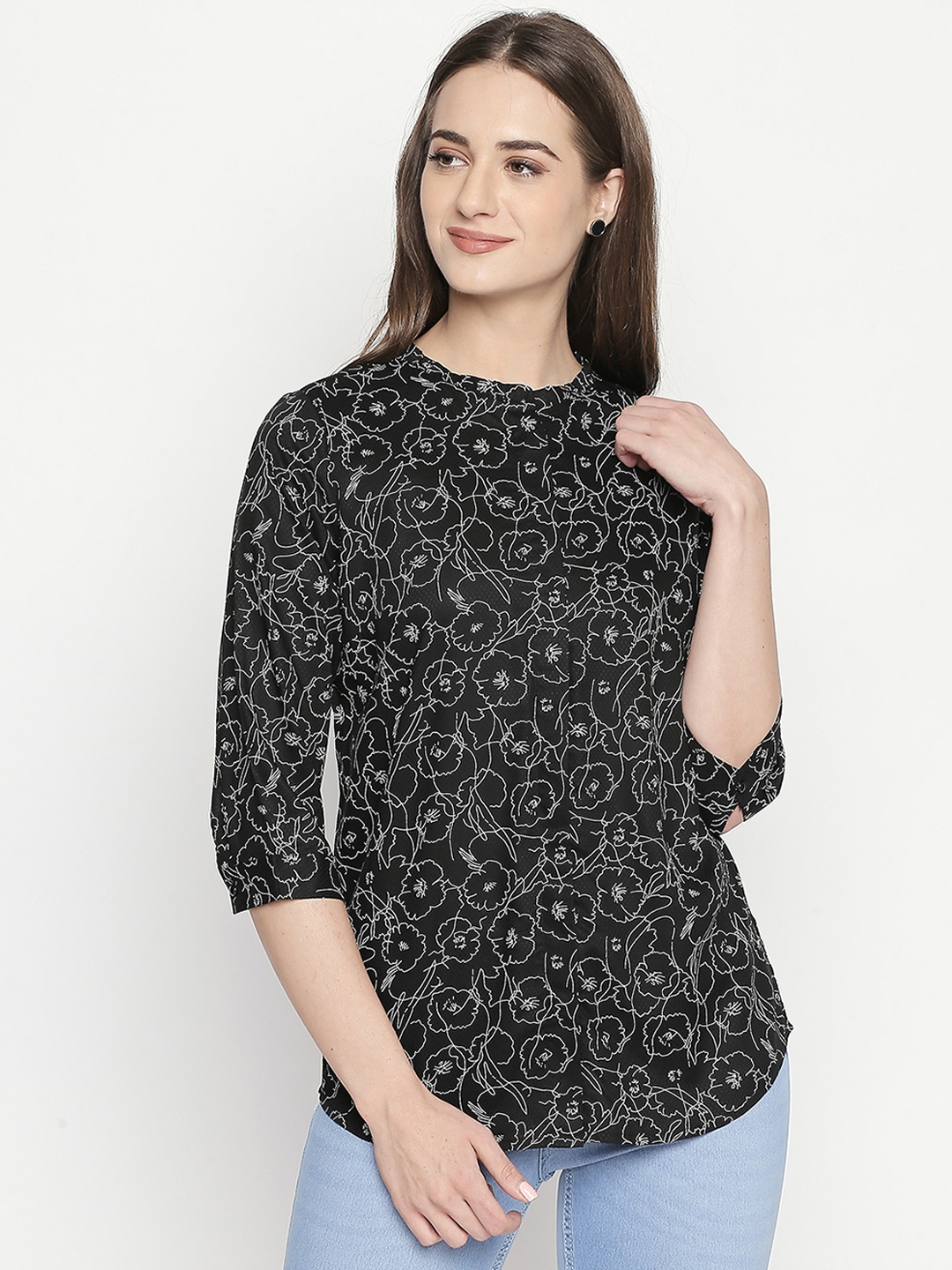 

Annabelle by Pantaloons Women Black Printed Top