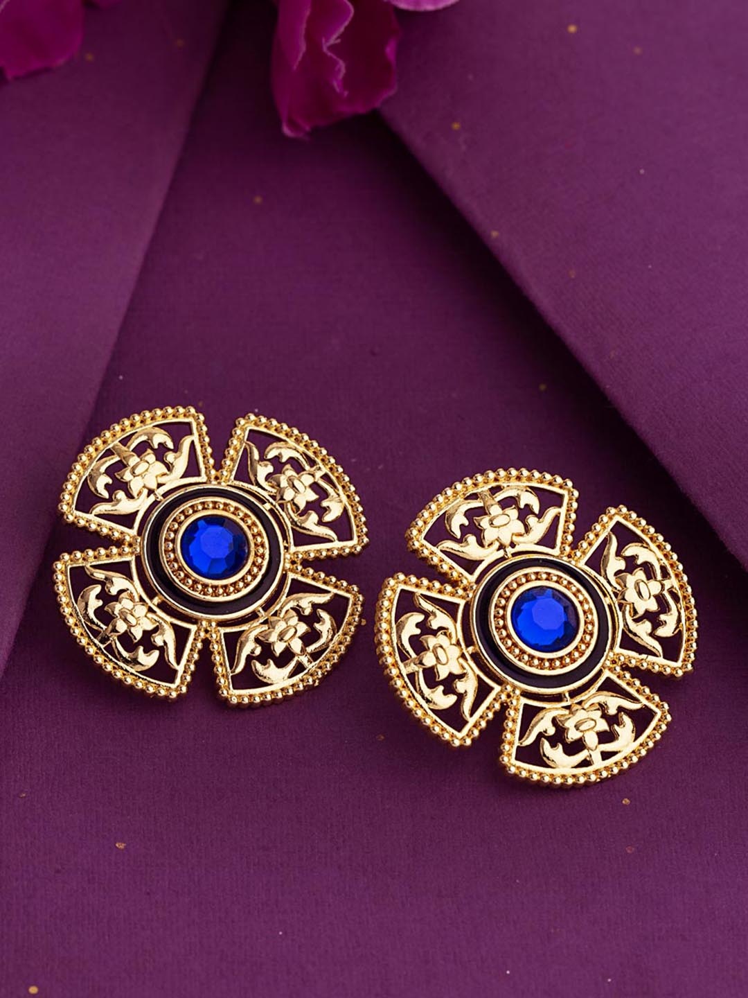 

Voylla Gold-Toned & Blue Floral Studs