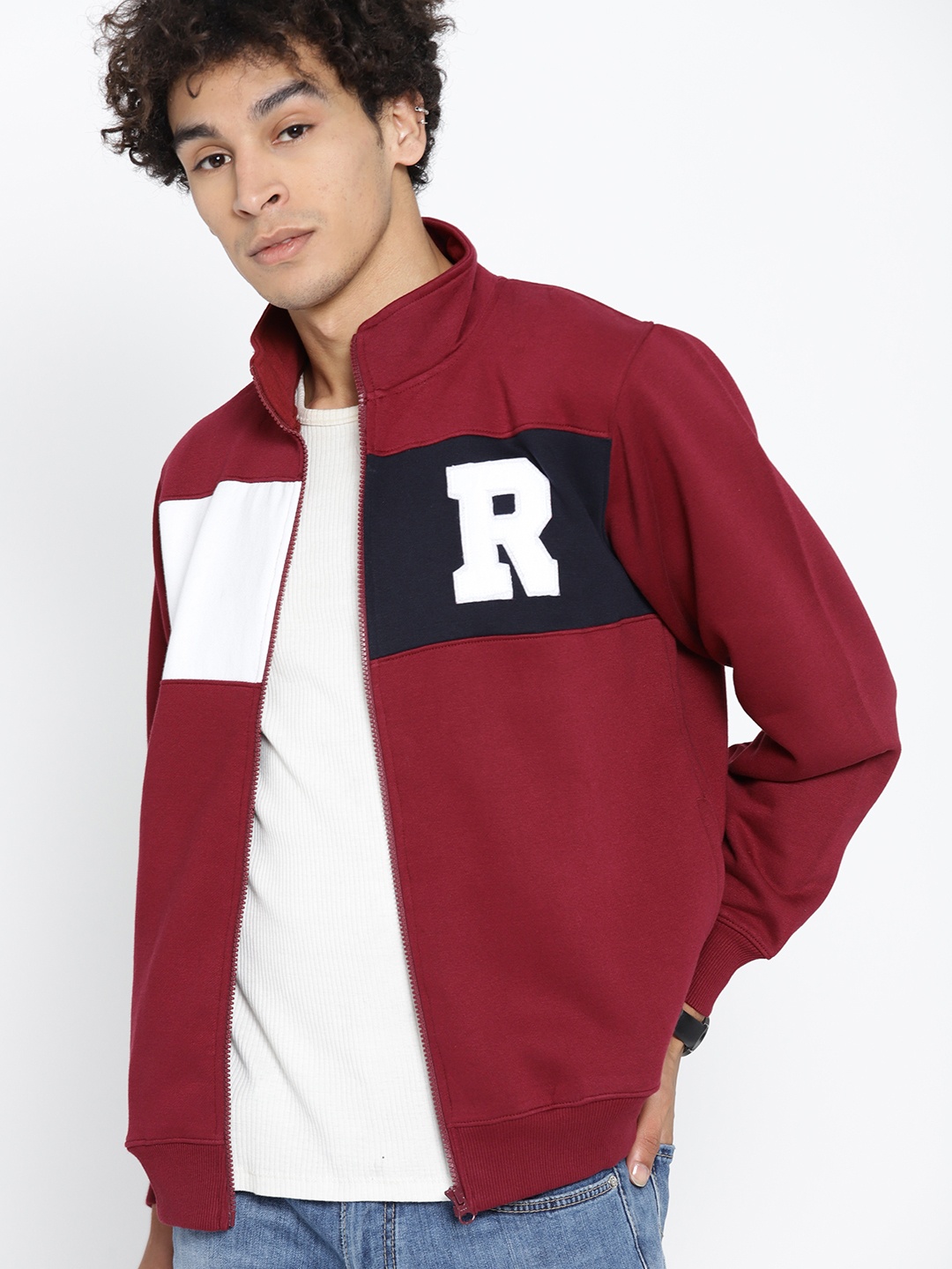 

The Roadster Lifestyle Co Men Maroon Colourblocked Sweatshirt