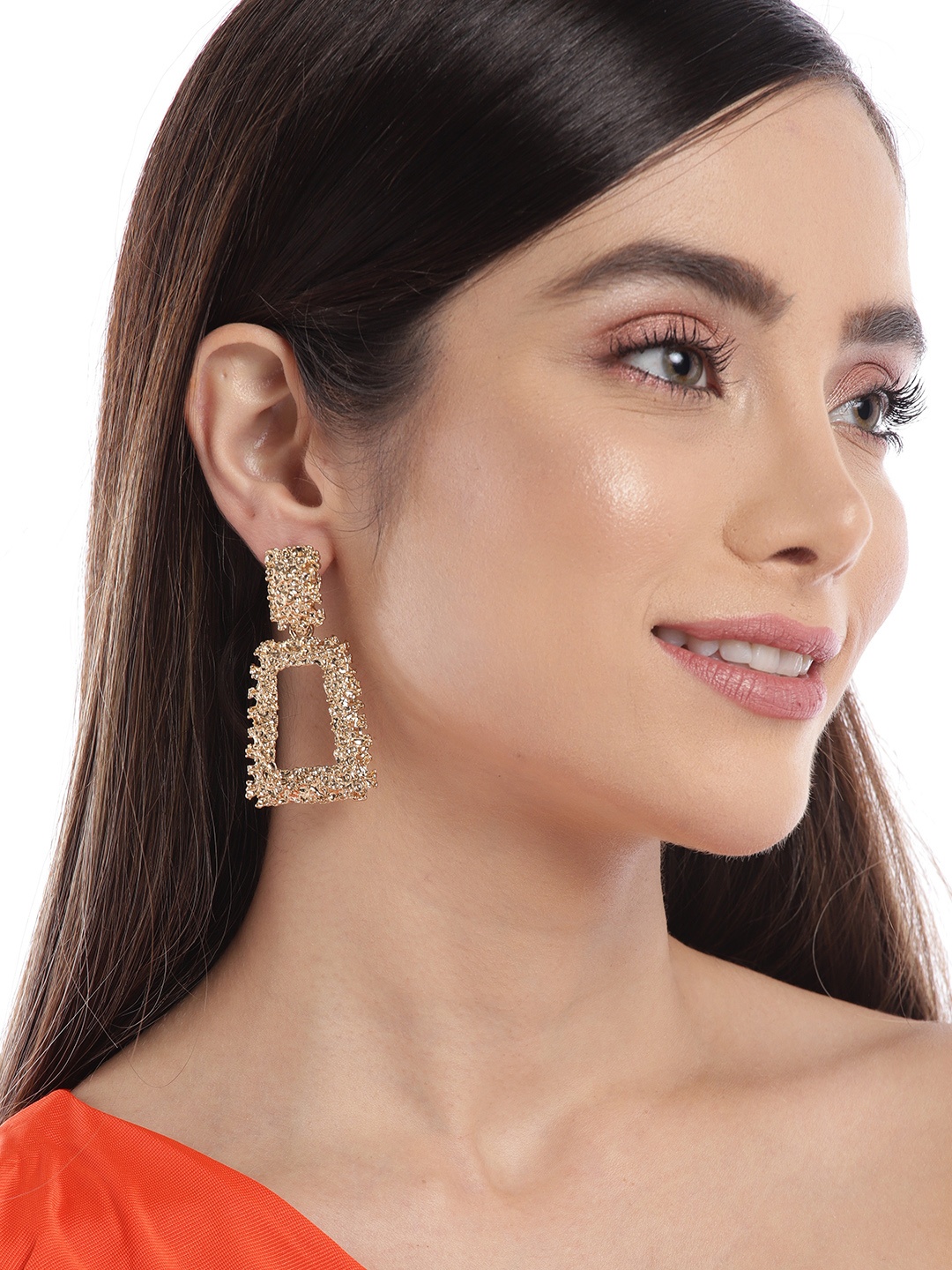 

DressBerry Gold-Toned Textured Geometric Drop Earrings