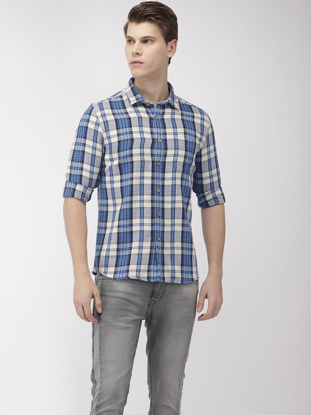 

Flying Machine Men Blue & White Slim Fit Checked Casual Shirt