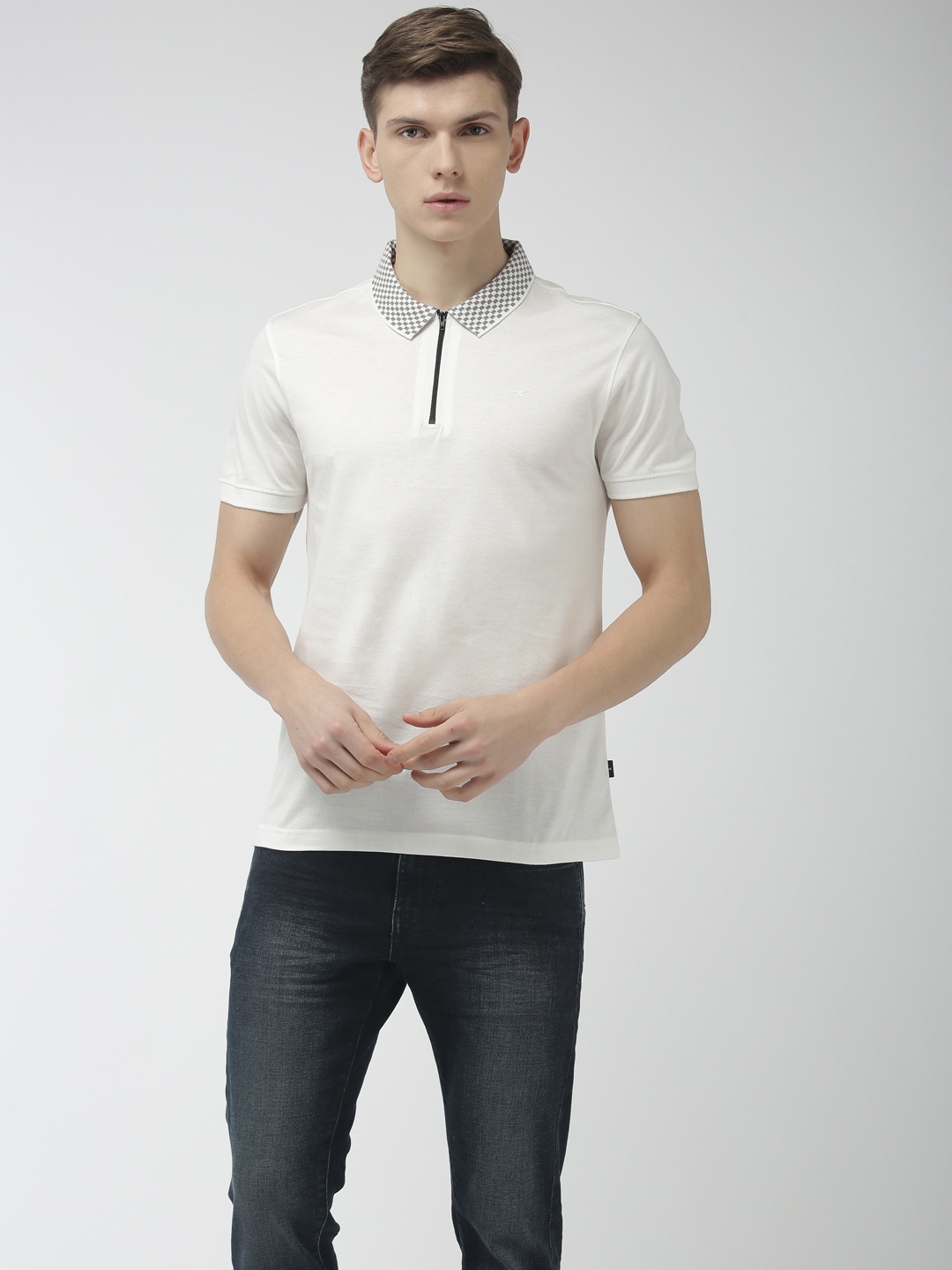

Flying Machine Men White Printed Polo Collar Pure Cotton T-shirt
