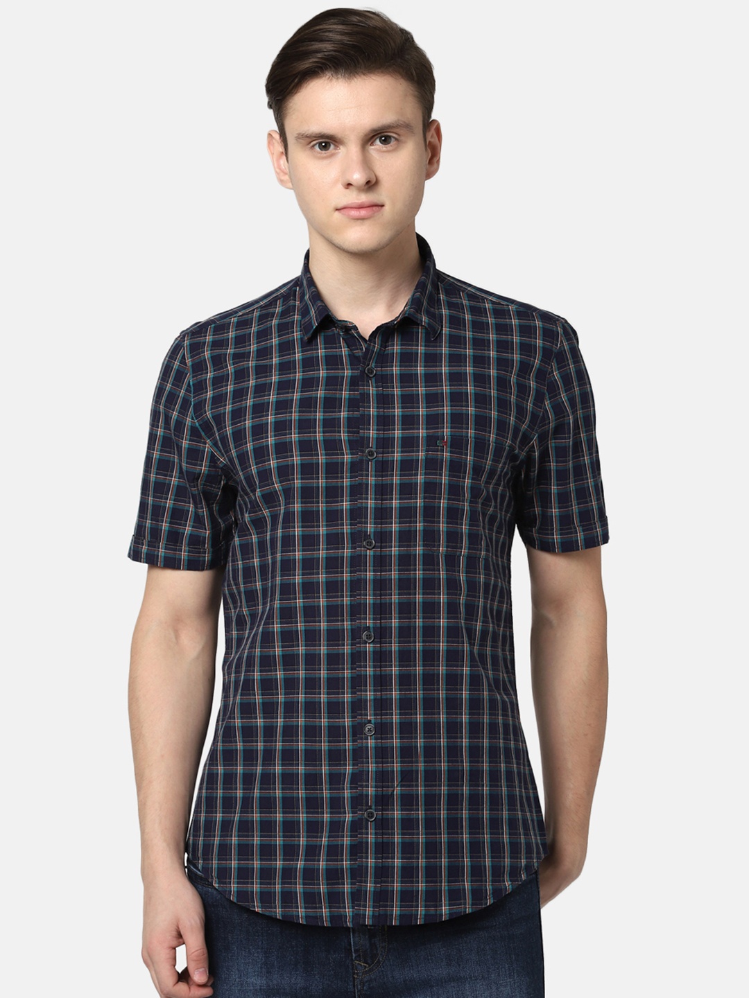 

Peter England Casuals Men Navy Blue Slim Fit Checked Casual Shirt