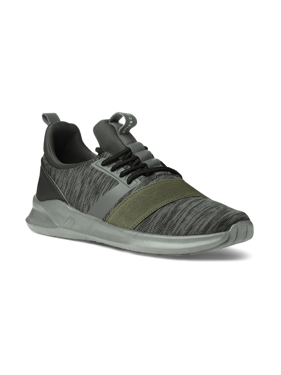 

GIORDANO Men Olive Green Sneakers