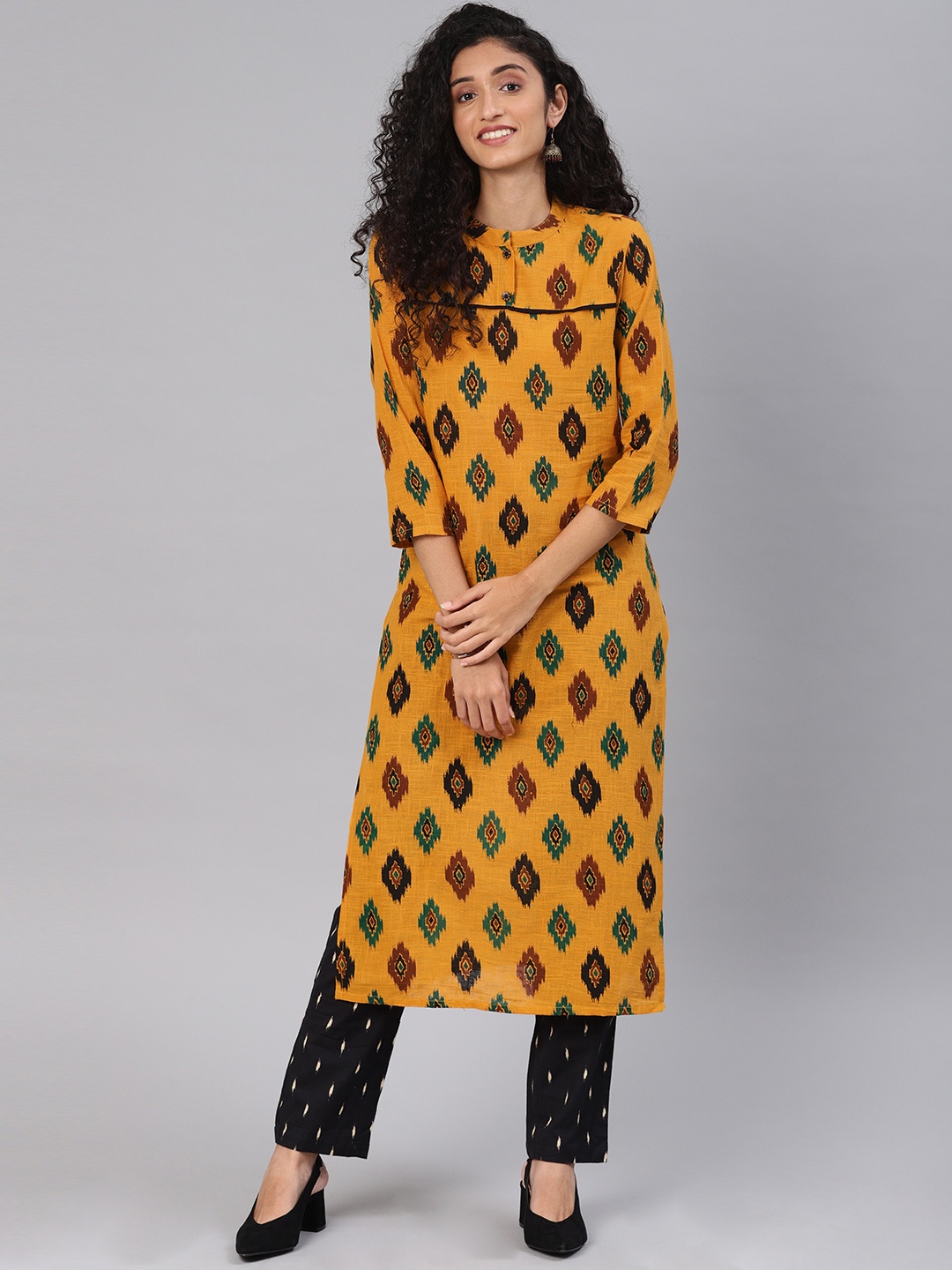 

Blissta Women Mustard Yellow & Black Printed Straight Kurta