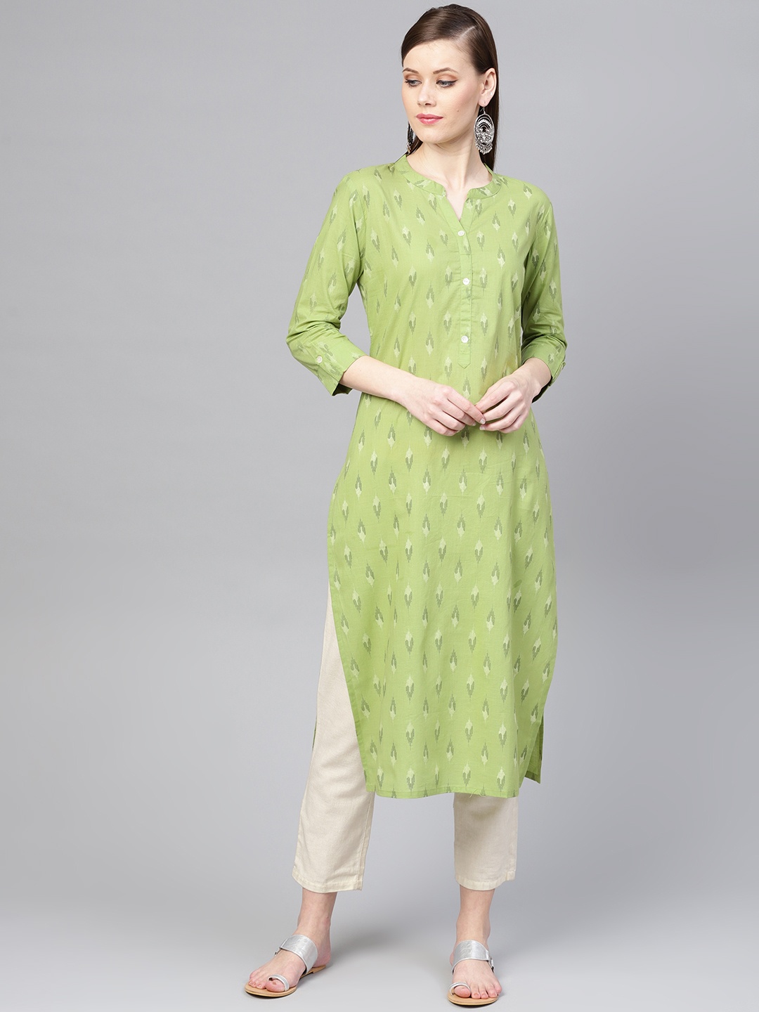 

Varanga Women Green Printed Straight Kurta