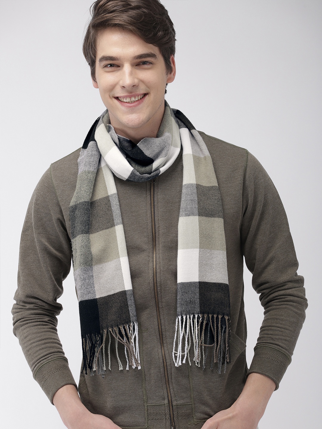 

Mast & Harbour Unisex Grey & White Checked Acrylic Scarf