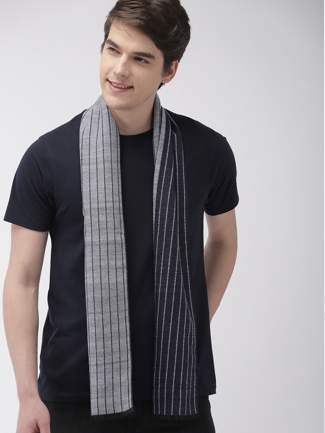 

Mast & Harbour Unisex Navy Blue & Grey Striped Acrylic Acrylic Scarves