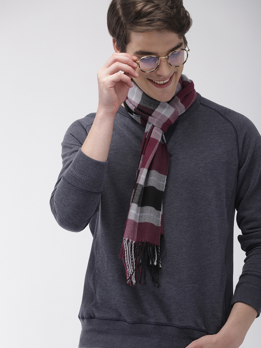 

Mast & Harbour Unisex Burgundy & Black Ckecked Acrylic Scarf