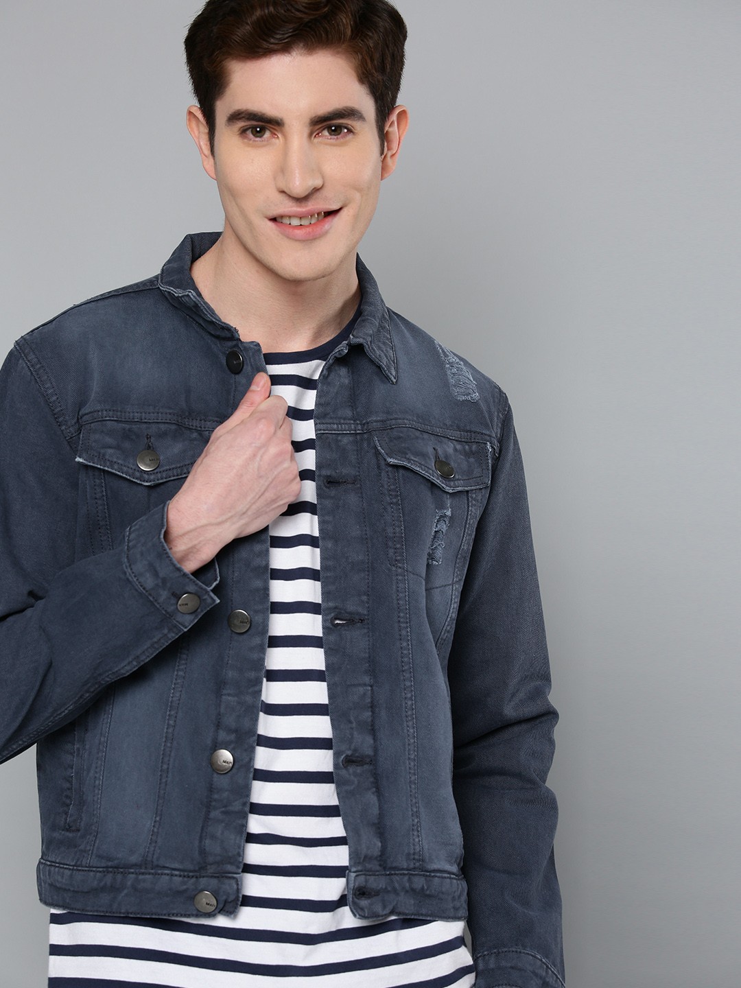 

Mast & Harbour Men Blue Solid Denim Jacket