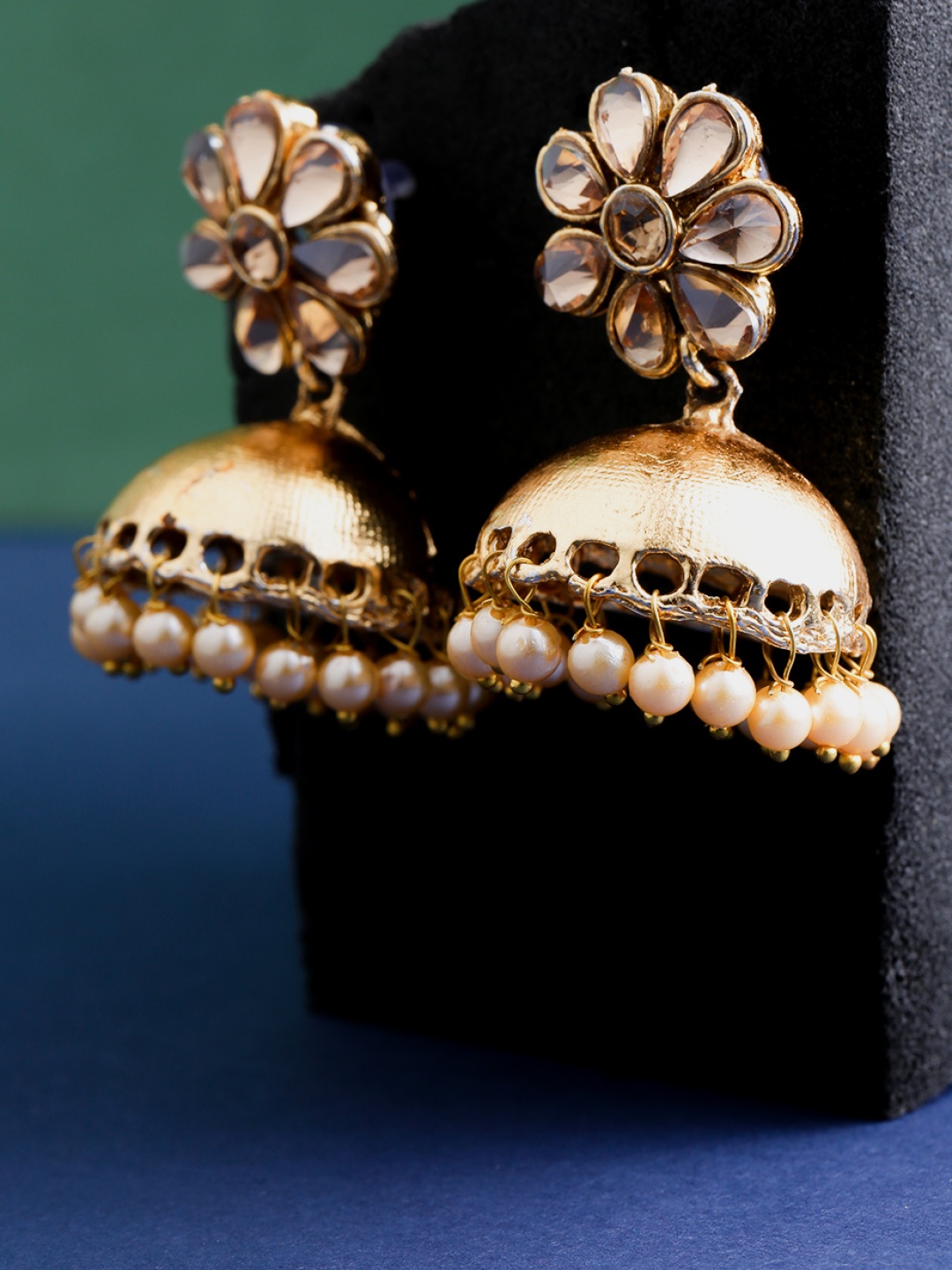 

Priyaasi Gold-Plated Kundan Studded Floral Jhumkas