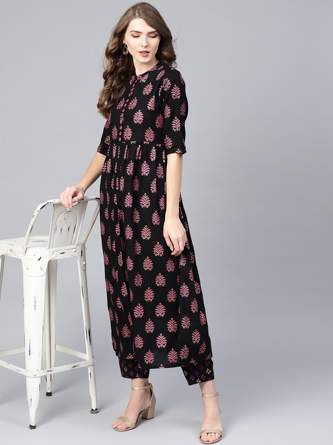 

Libas Women Black & Pink Block Print Kurta with Trousers