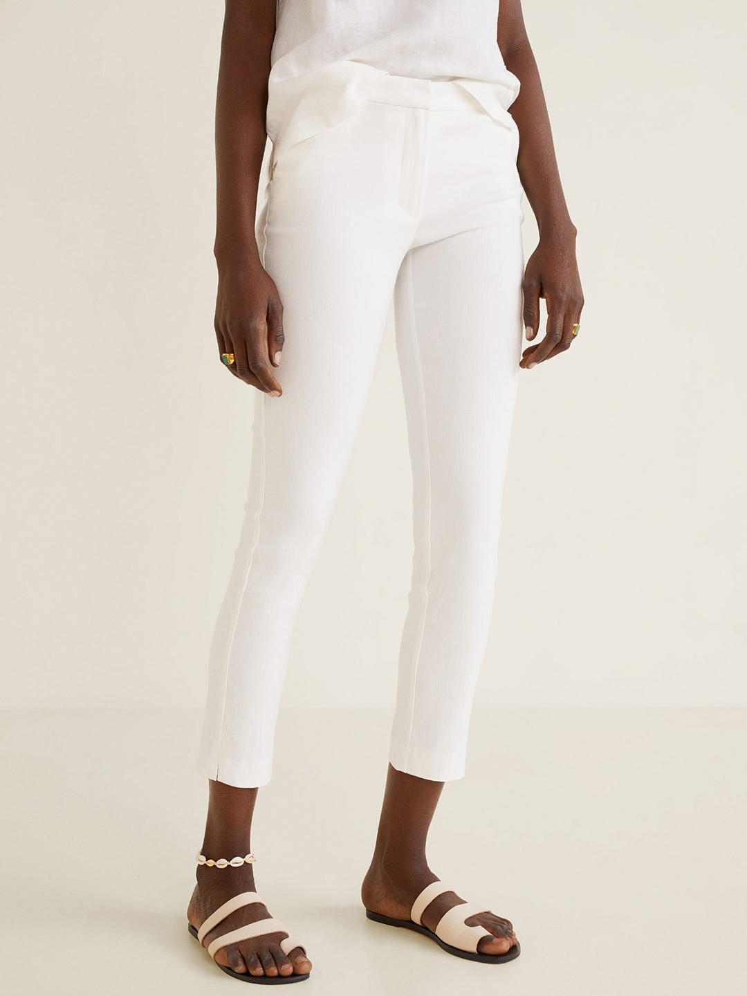 

MANGO Women White Skinny Fit Solid Cropped Trousers