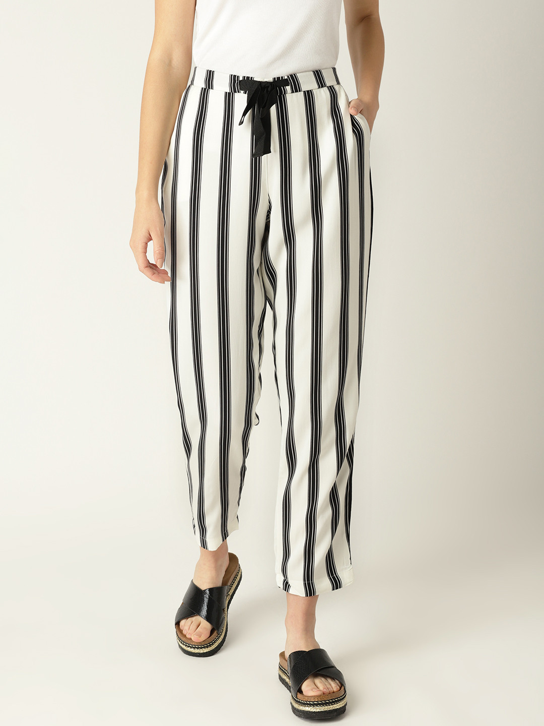 

MANGO Women White & Black Regular Fit Striped Cropped Trousers