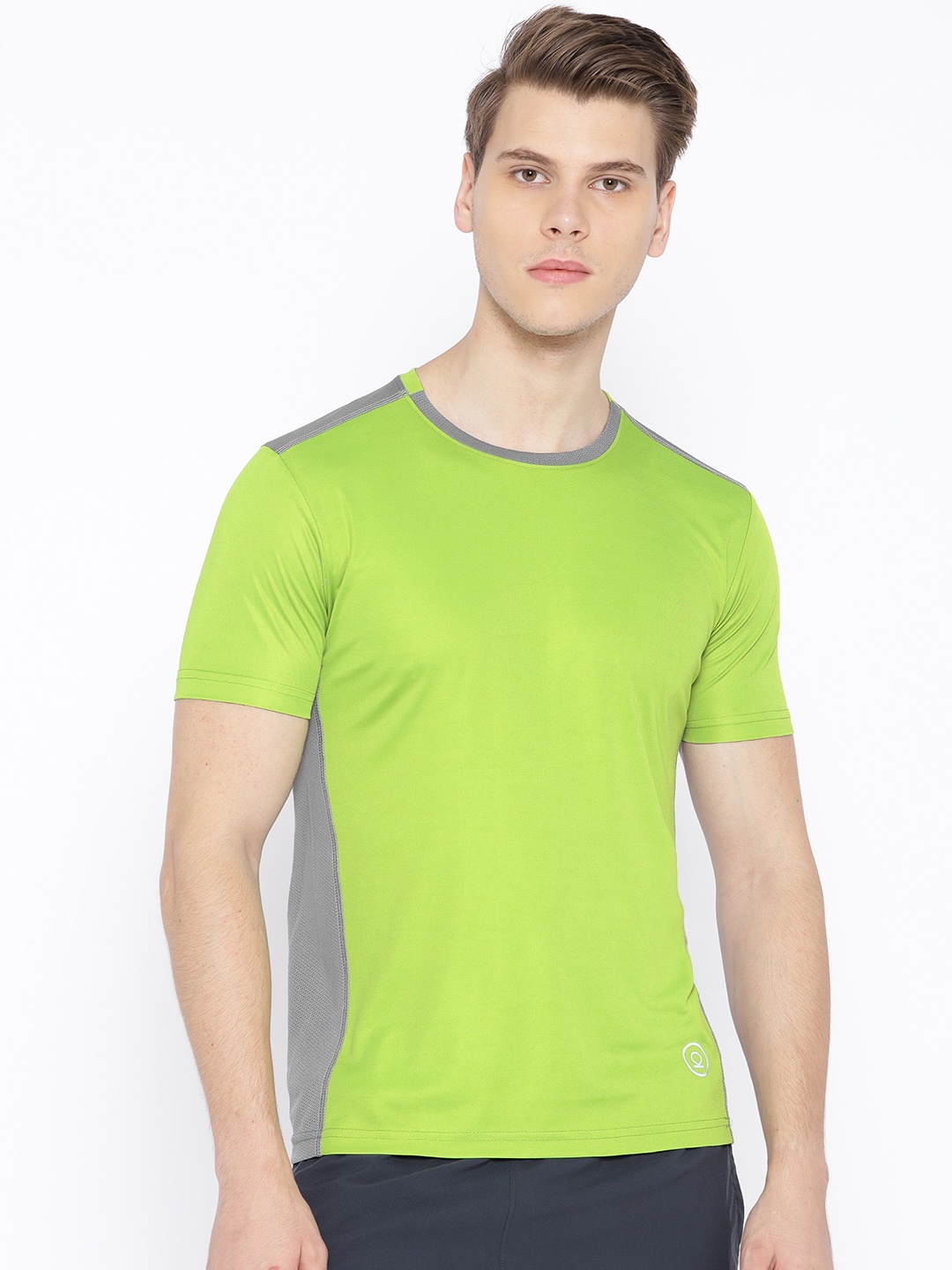 

Chkokko Men Green & Grey Solid Round Neck Training T-shirt