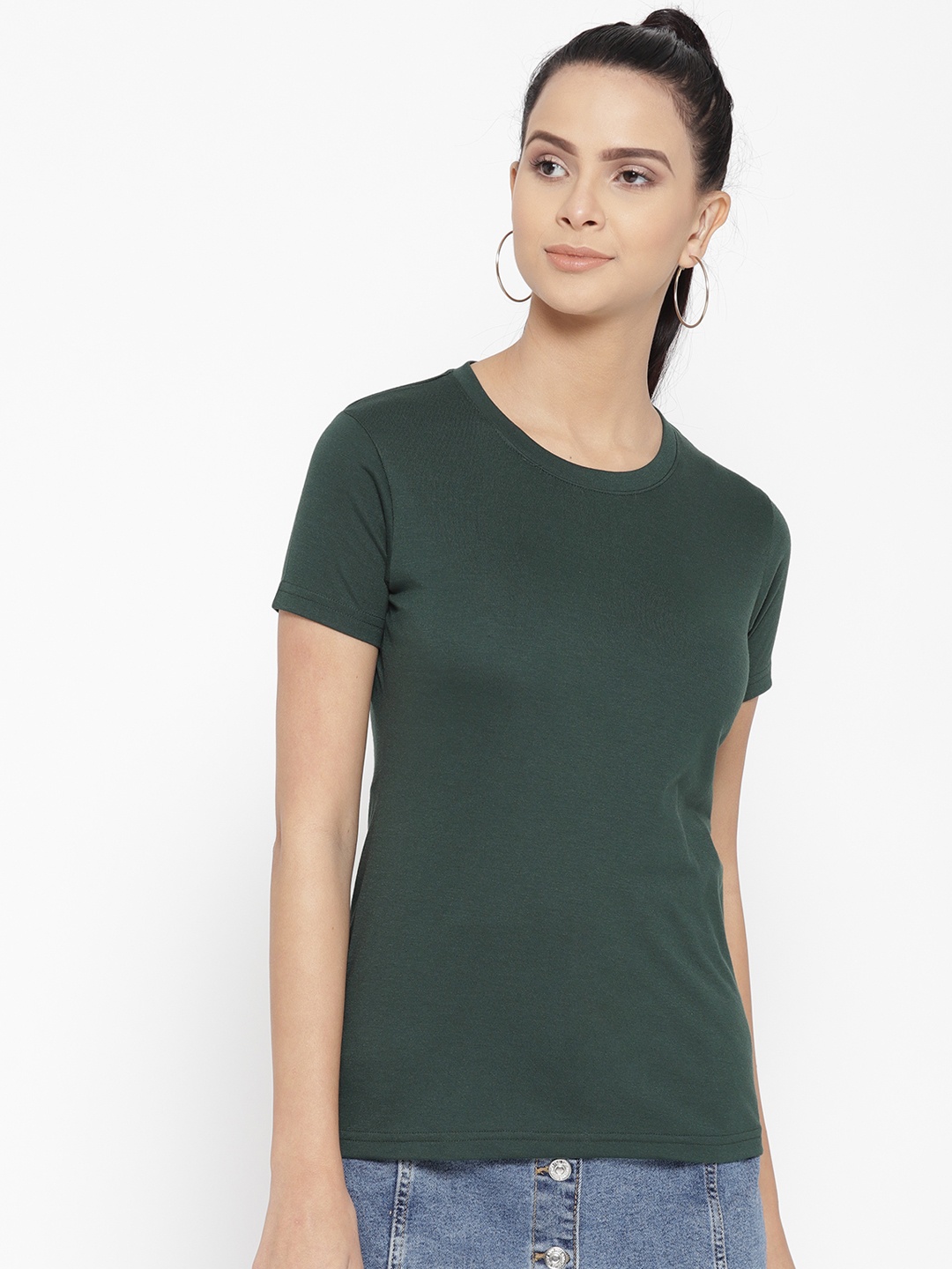 

CHKOKKO Women Green Solid Round Neck T-shirt