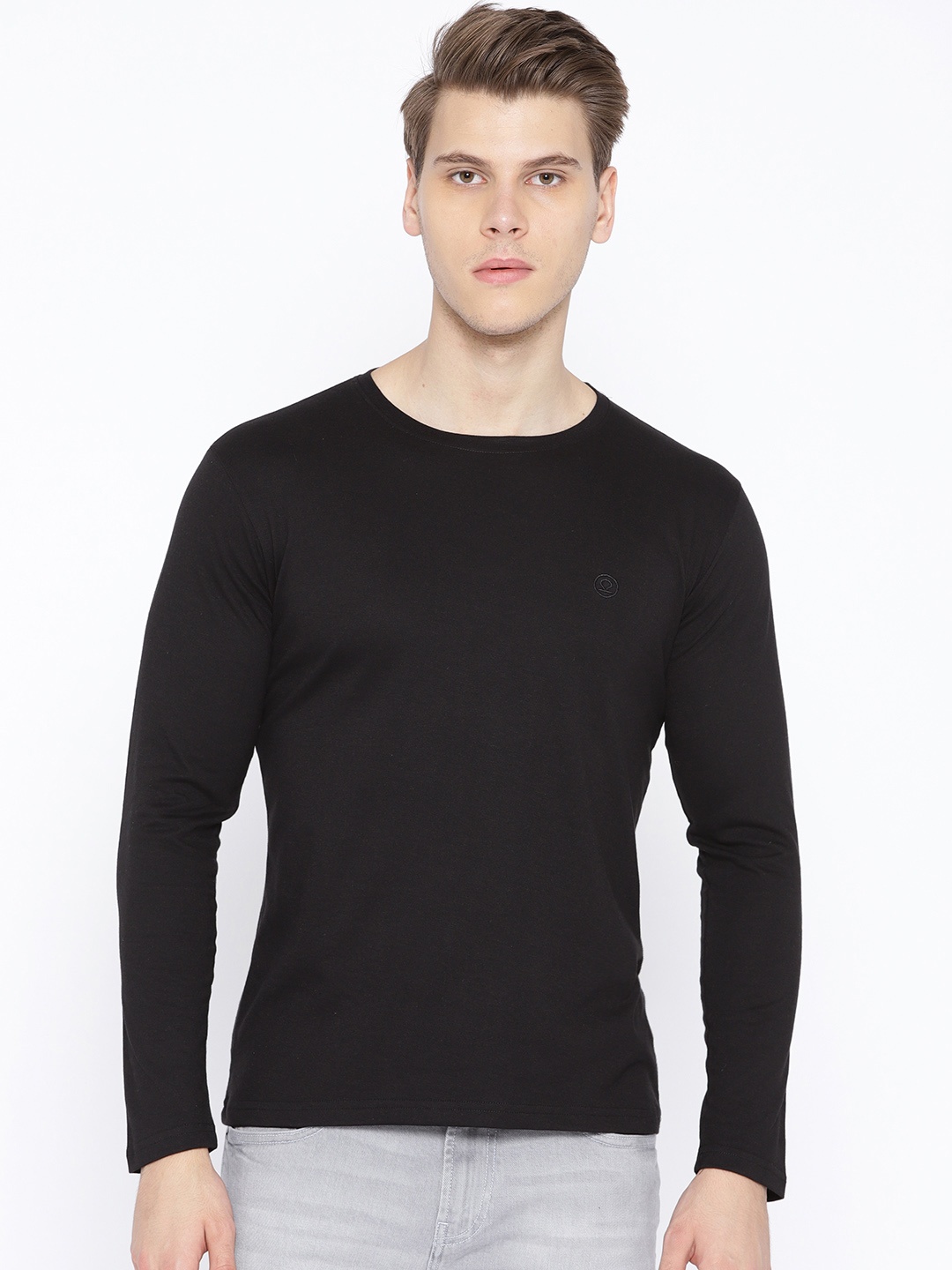 

Chkokko Men Black Solid Round Neck T-shirt