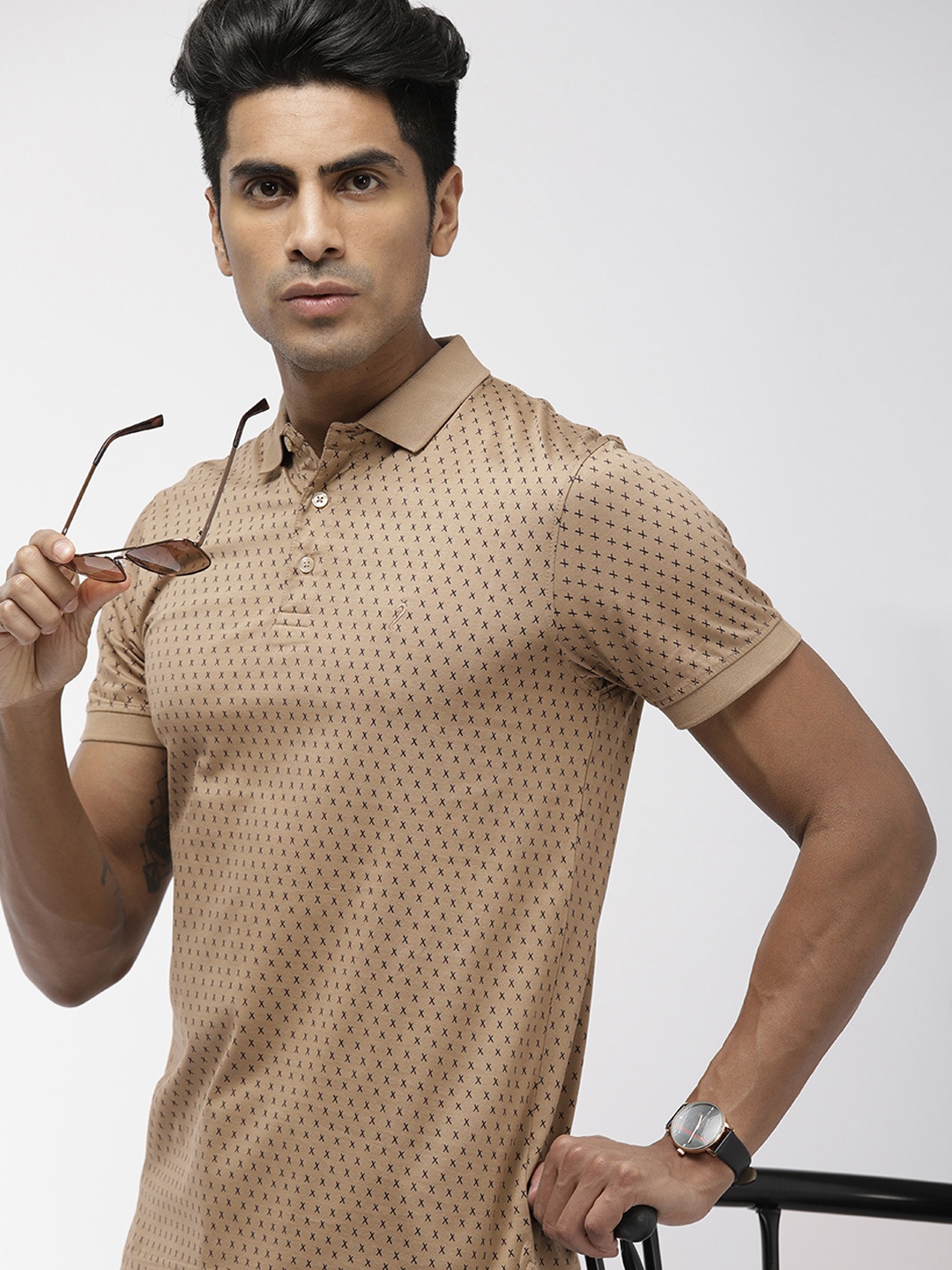 

Indian Terrain Men Brown Navy Blue Printed Polo Collar Pure Cotton T-shirt