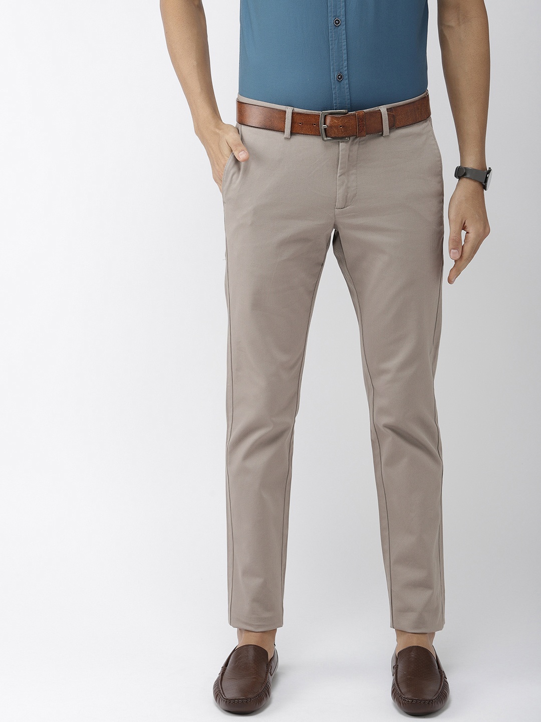 

Indian Terrain Men Taupe Brooklyn Slim Fit Solid Chinos