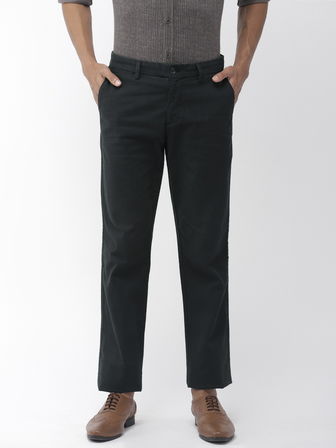 

Indian Terrain Men Black Kansas Regular Fit Solid Regular Trousers