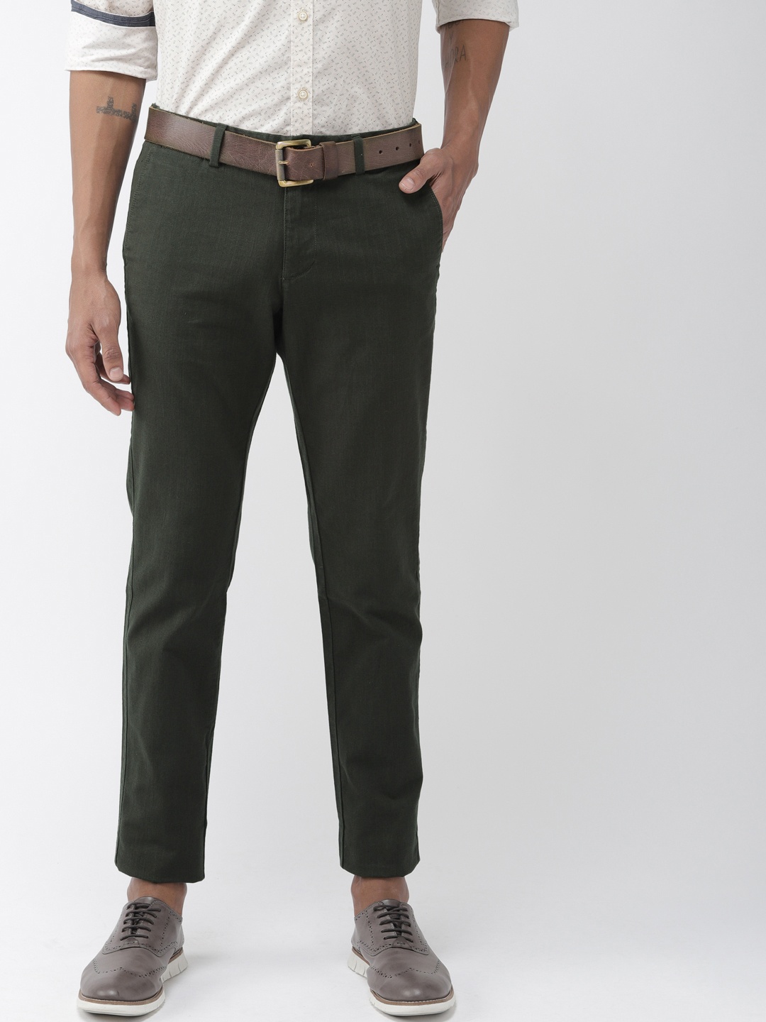 

Indian Terrain Men Green Brooklyn Slim Fit Solid Regular Trousers