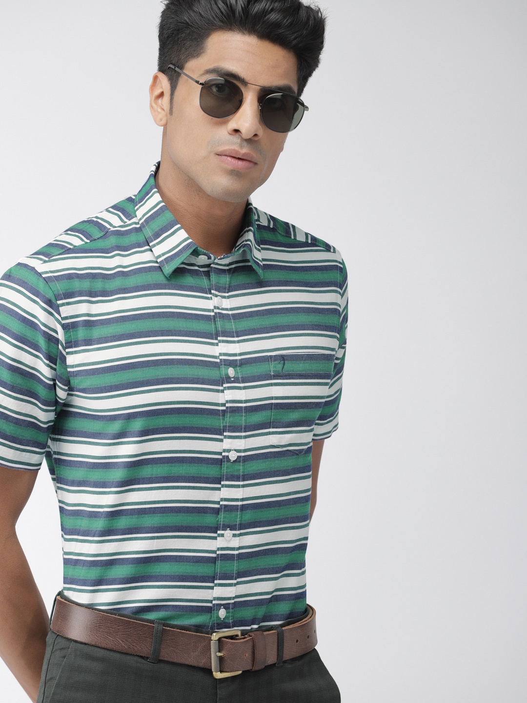 

Indian Terrain Men Green & White Slim Fit Striped Smart Casual Shirt