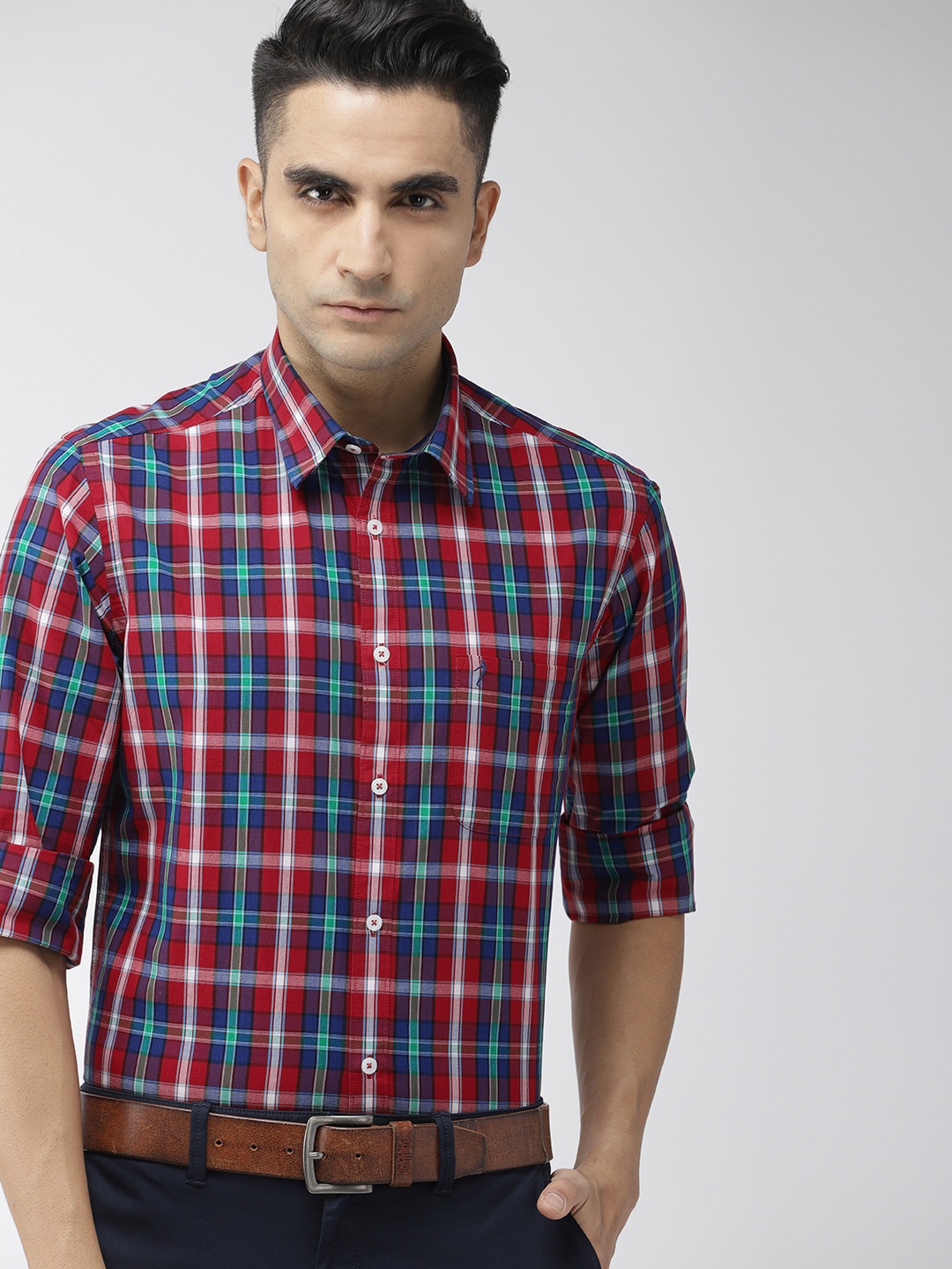 

Indian Terrain Men Red & Blue Slim Fit Checked Casual Shirt