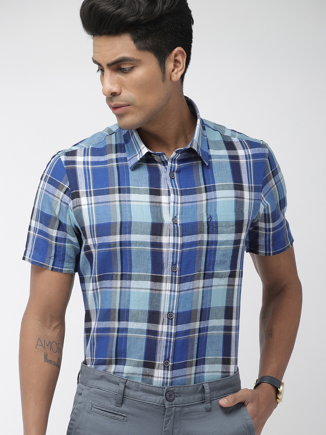 

Indian Terrain Men Blue & White Slim Fit Checked Smart Casual Shirt
