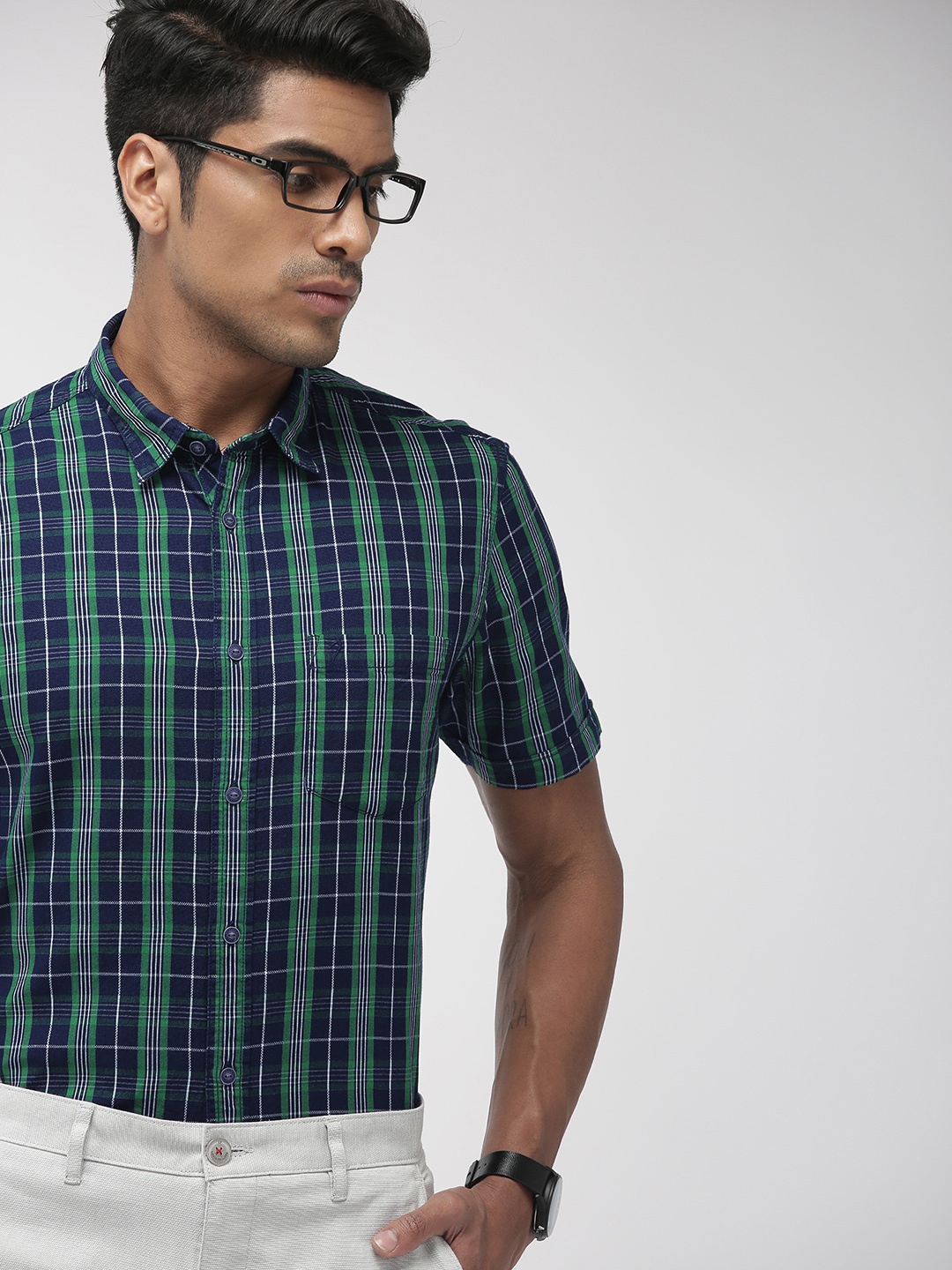 

Indian Terrain Men Green & Navy Blue Slim Fit Checked Smart Casual Shirt