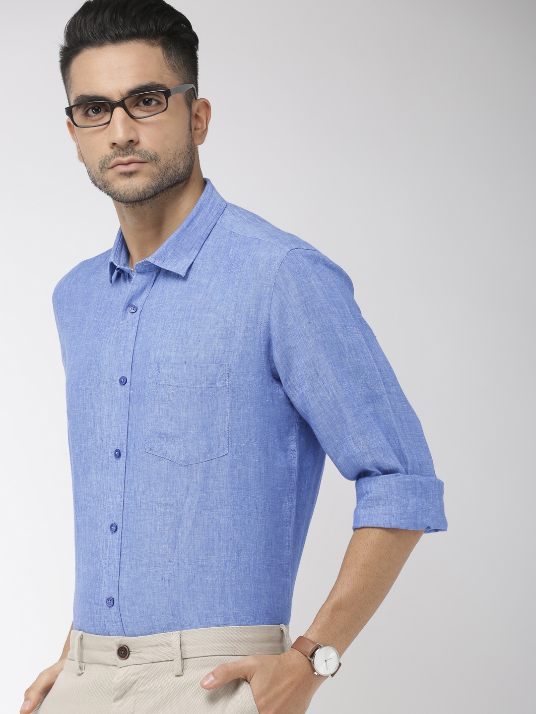 

Indian Terrain Men Blue Slim Fit Solid Smart Casual Linen Shirt