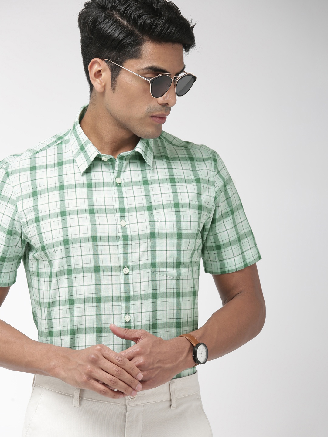 

Indian Terrain Men Green & White Slim Fit Checked Casual Shirt