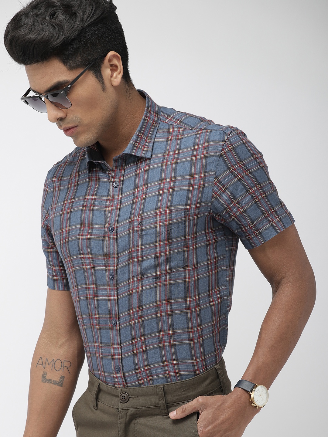 

Indian Terrain Men Blue & Maroon Slim Fit Checked Smart Casual Linen Shirt