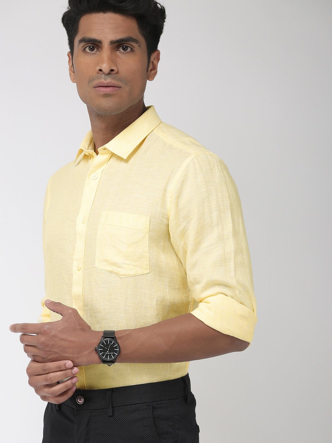 

Indian Terrain Men Yellow Slim Fit Solid Smart Casual Shirt