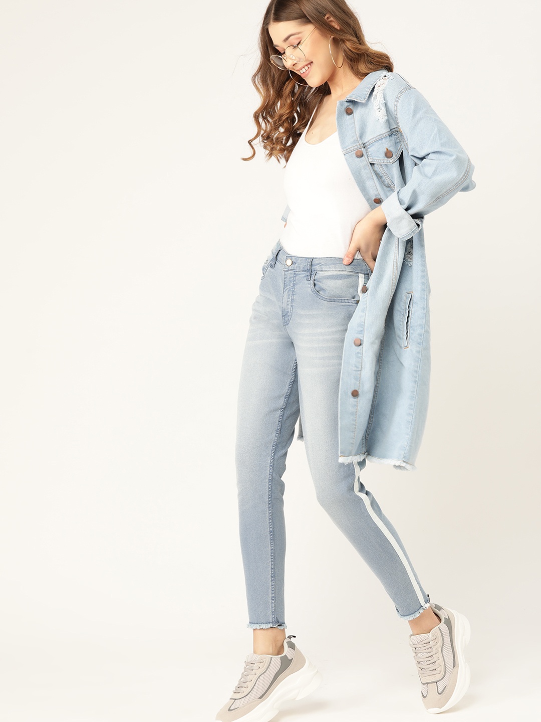 

DressBerry Women Blue Skinny Fit Mid-Rise Clean Look Cropped Stretchable Jeans