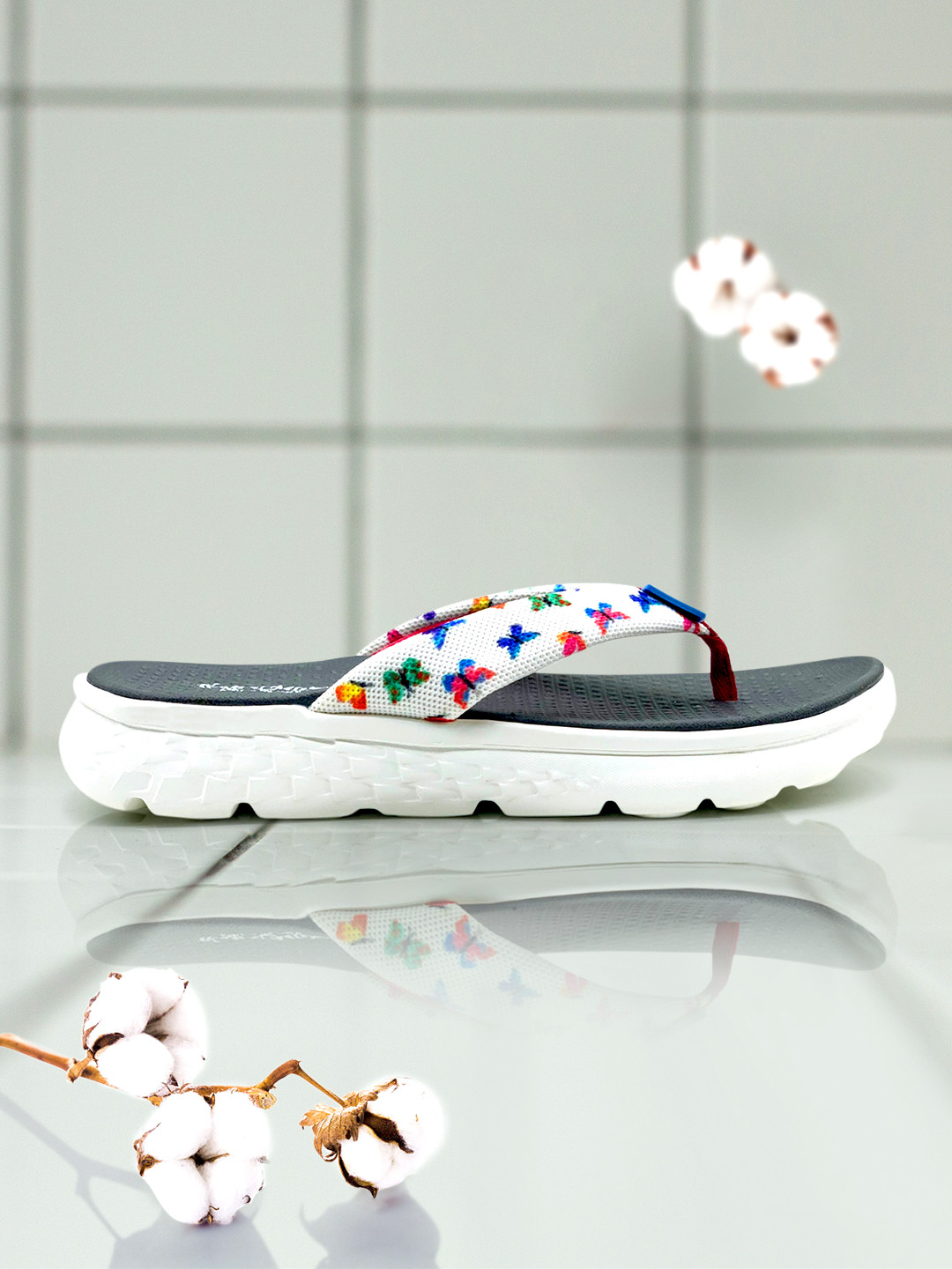 

KazarMax Women White & Pink Printed Thong Flip-Flops