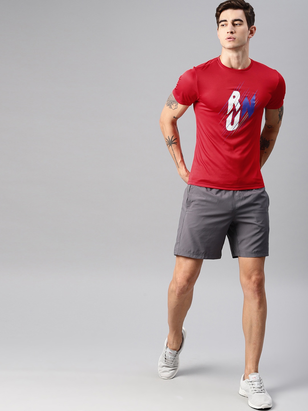 

HRX by Hrithik Roshan Ultralyte Men Red Running Regular Fit Tshirt