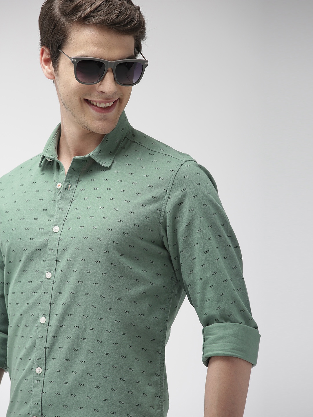 

Mast & Harbour Men Green Printed Casual Sustainable Shirt