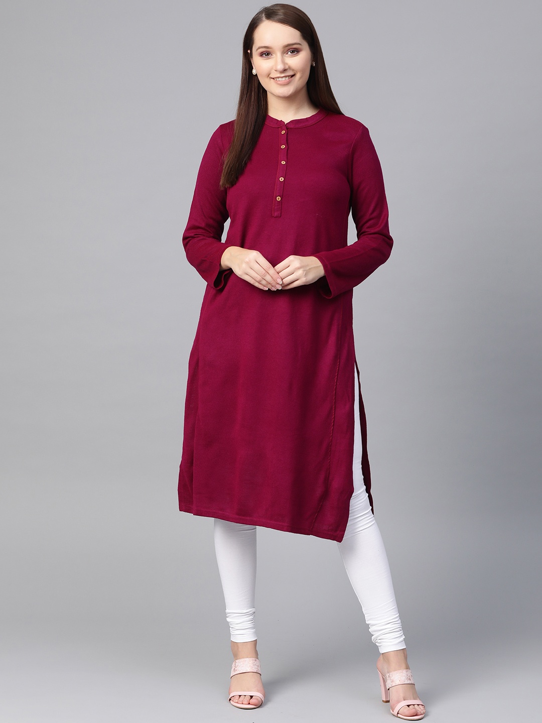 

AURELIA Women Magenta Solid Straight Kurta